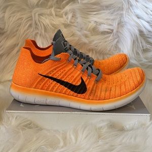 Nike Free Flyknit - Size 8.5 orange & gray